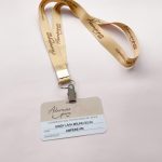 cordão-personalizado-dourado-congresso-2025-2